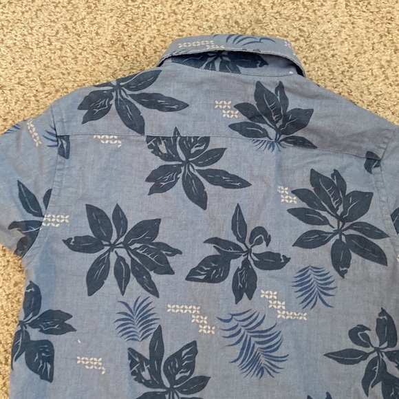 Untuckit “Murray” Boys Hawaiian Shirt, 4-5T - Picture 7 of 7